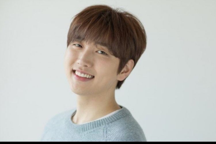 Sandeul, member boy group B1A4.