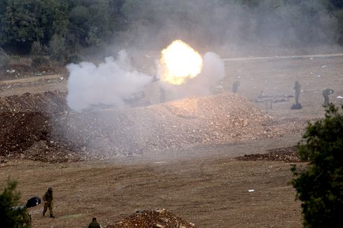 Israel Serang Suriah dan Lebanon Menyusul Serangan Roket