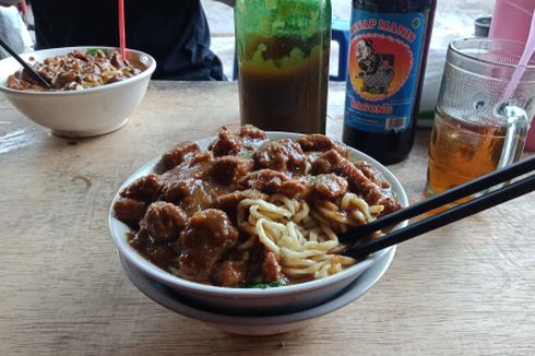 Kisah di Balik Warung Mie Ayam Bu Tumini yang Melegenda di Yogyakarta