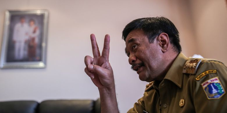 Gubernur DKI Jakarta Djarot Saiful Hidayat saat wawancara dengan kompas.com di Balai Kota DKI Jakarta, Jalan Medan Merdeka Selatan, Senin (4/9/2017).