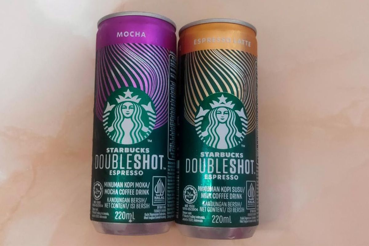 Viral di media sosial, produk minuman kopi kalengan dari Starbucks. Dibanderol dengan harga Rp 15.000 per kaleng dan dapat ditemukan di minimarket terdekat.