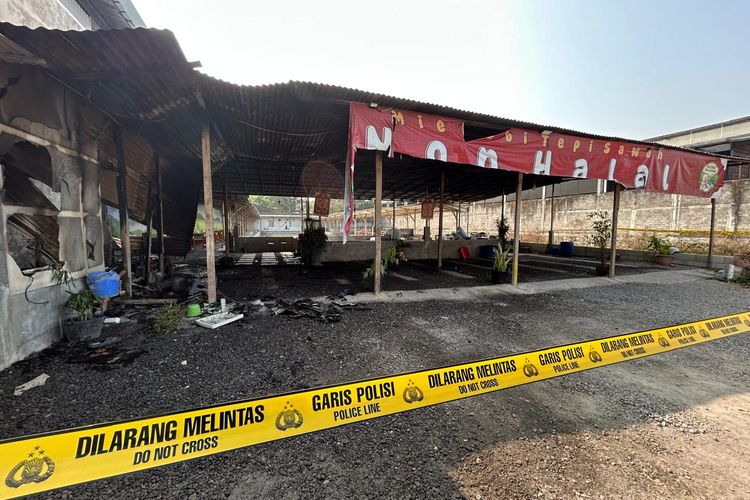 Polres Gandeng Densus Usut Pembakaran Warung Mi dan Babi di Sukoharjo, 12 Saksi Diperiksa