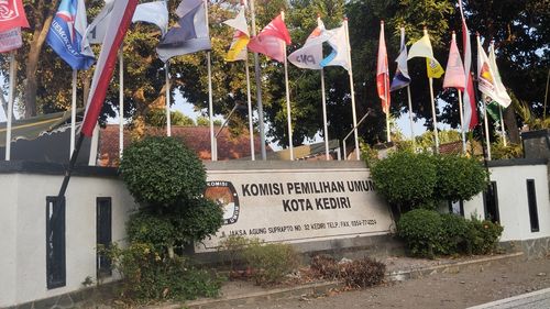 Ketua KPU Kediri Minta Gedung Baru kepada Paslon, Bawaslu Singgung Etika