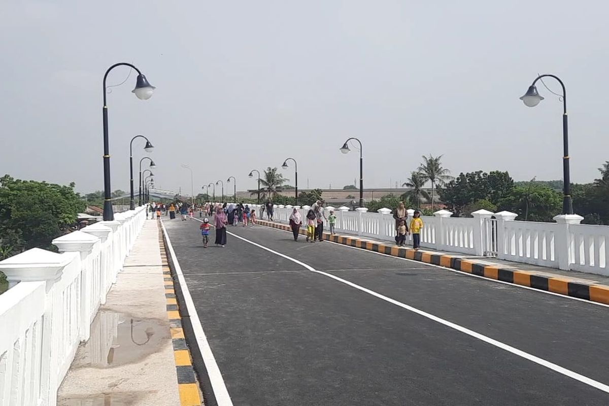 Jembatan Walahar di Karawang, Jawa Barat, yang diresmikan pada hari ini, Rabu (27/12/2023).