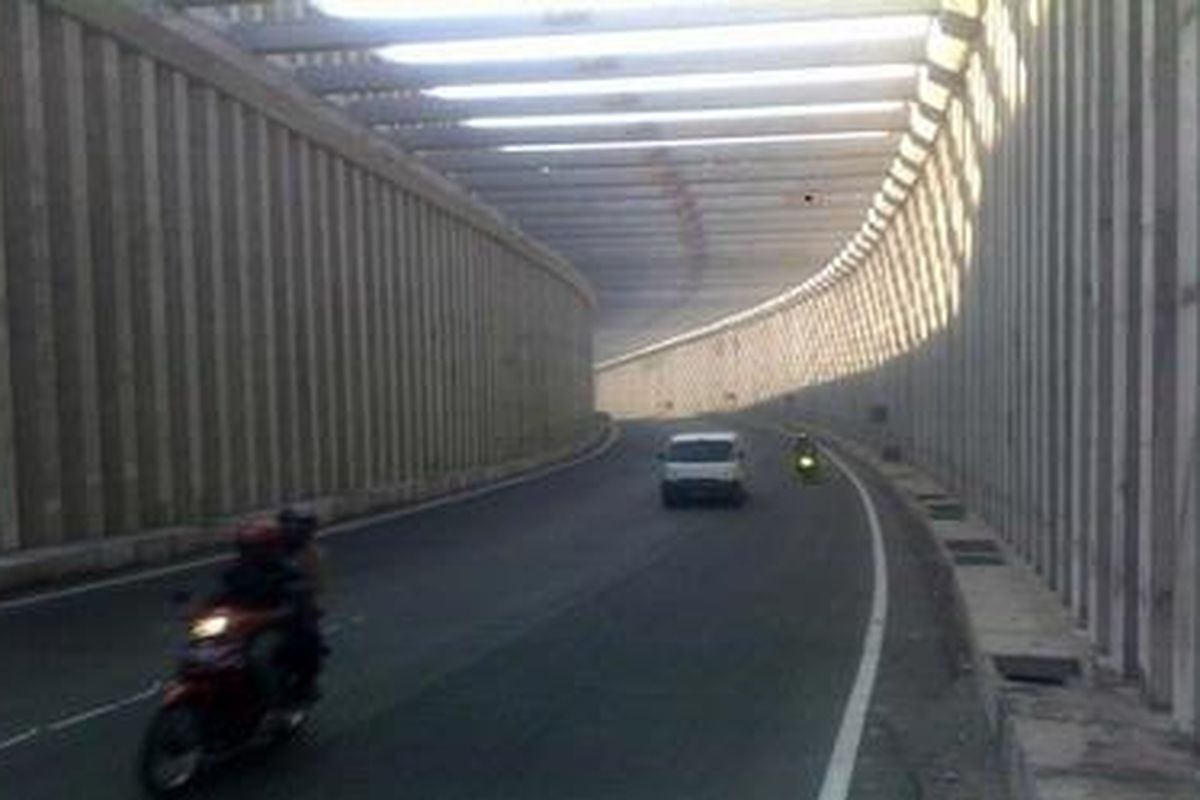 Desain jalur lingkar Nagreg untuk sirkulasi udara. Juga untuk mengatasi gas buangan dari kendaraan agar tidak terperangkap di dalam semiterowongan