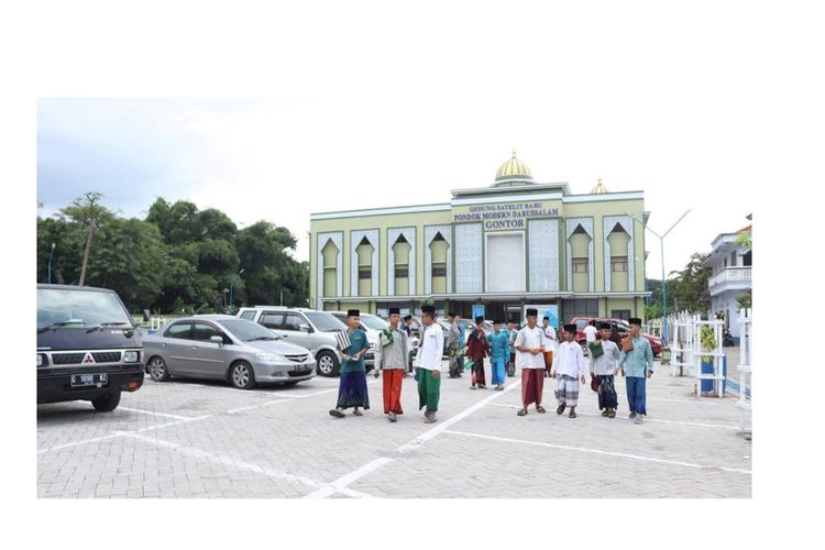 Pondok Gontor Larang Pengajar di Bawah 30 Tahun Naik Motor, Ini Aturan Lengkapnya