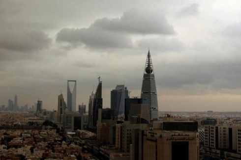 Hujan Lebat Paksa Panitia Tutup Dubai Airshow 