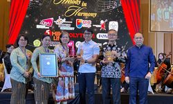 SLTAK Penabur Jakarta Raih Penghargaan MURI Atas Rekor 