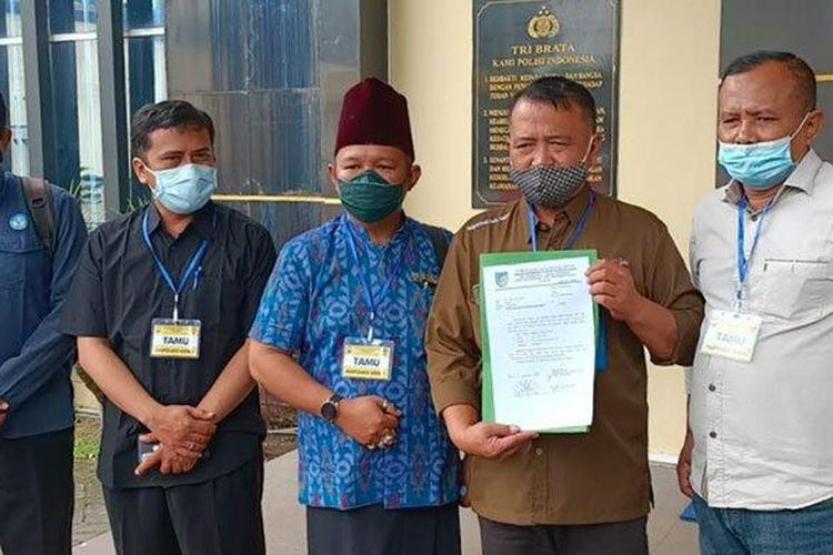 Disparbud Kabupaten Kediri resmi laporkan ke Polisi kasus Perusakan Cagar Budaya di Mapolres Kediri Kamis (10/2/2022) (Tribun Jatim/Farid Mukarrom)