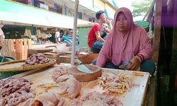 Update Harga Pangan di Jakarta: Daging Ayam Naik, Telur Turun