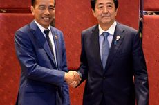 Shinzo Abe, PM Jepang yang Mengundurkan Diri, Balas Pesan Hangat ke Jokowi Pakai Bahasa Indonesia