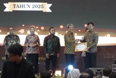 Transparansi Jadi Kunci, Kemenimipas Raih Dua Penghargaan dalam Anugerah Keterbukaan Informasi Publik