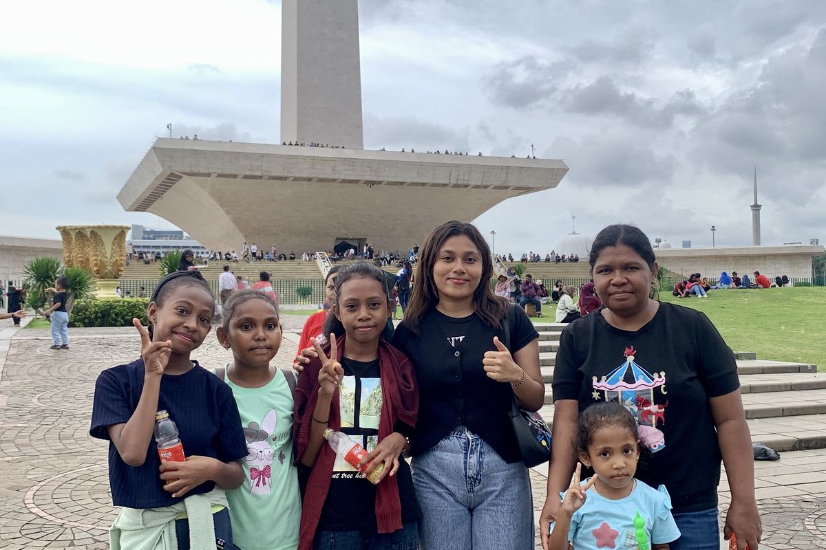 Pengunjung Monas Keluhkan Sampah Berserakan dan Sulit Akses ke Toilet