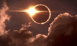 Bagaimana Masyarakat Kuno Merespons Gerhana Matahari?