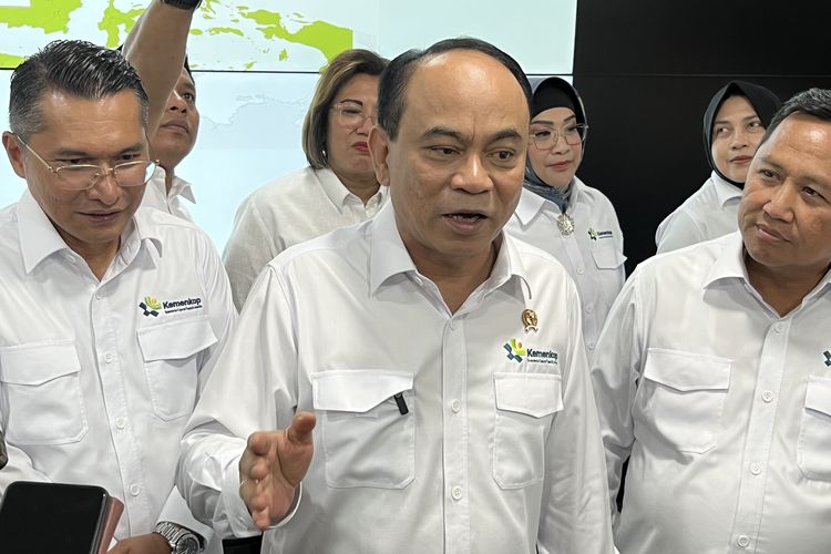 Menkop Sebut Kopdes Merah Putih Bisa Terlibat dalam Program 3 Juta Rumah