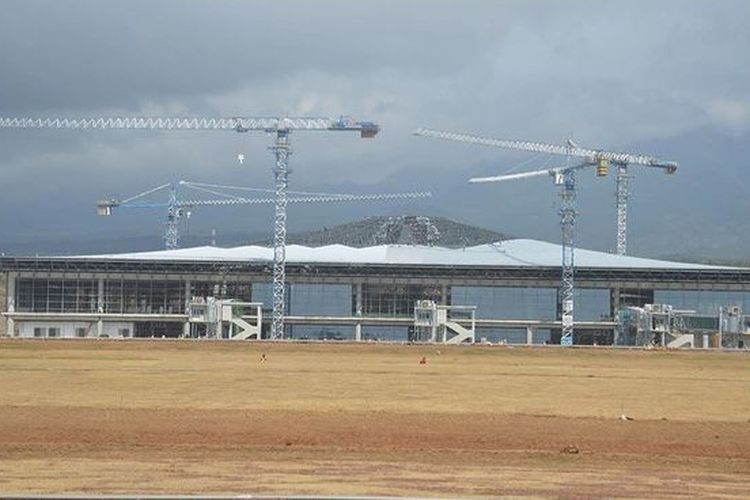 Pembangunan Bandara Kediri di Kabupetan Kediri, Provinsi Jawa Timur.