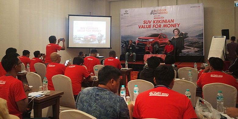 Talkshow bersama DFSK dan Kompas.com yang mengupas secara detail fitur dan keunggulan DFSK Glory 560. (KOMPAS.com/Tiara Fitriyani)