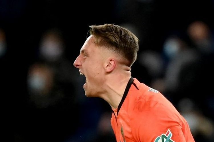 Ekspresi kiper asal Polandia, Marcin Bulka, pada laga PSG vs Nice di babak 16 besar Piala Perancis yang digelar di Stadion Parc des Princes, Senin (31/1/2022) malam waktu setempat. Pada laga tersebut, Nice menang via adu penalti.