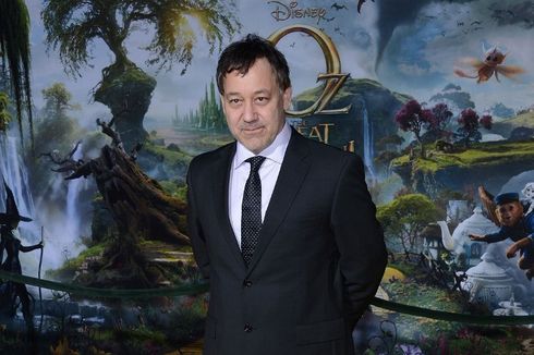 Sutradara Spider-Man, Sam Raimi Dikabarkan Bakal Garap Doctor Strange 2