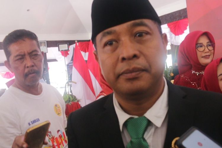 Ketua DPC PPP Lumajang, Sudi, usai dilantik jadi anggota DPRD Lumajang, Rabu (21/8/2024)