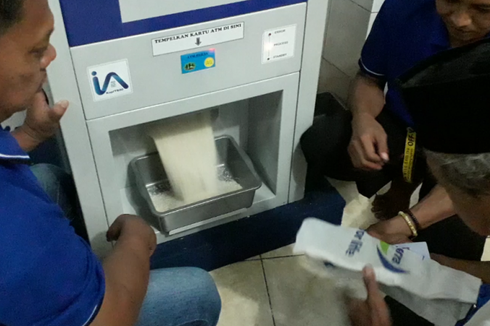 Begini Sistem Penerimaan ATM Beras di Masjid Raudlatul Jannah Tanjung Priok