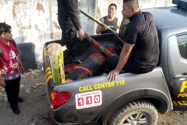 Benda Diduga Bom Udara 100 Kg di Blitar Diangkat dari Sungai Setelah 6 Jam