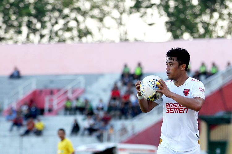 Pemain PSM Makassar asal KOta Malang, Benny Wahyudi.