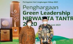 Terima Penghargaan Green Leadership, Walkot Maidi: Jadi Kado Ulang Tahun Kota Madiun