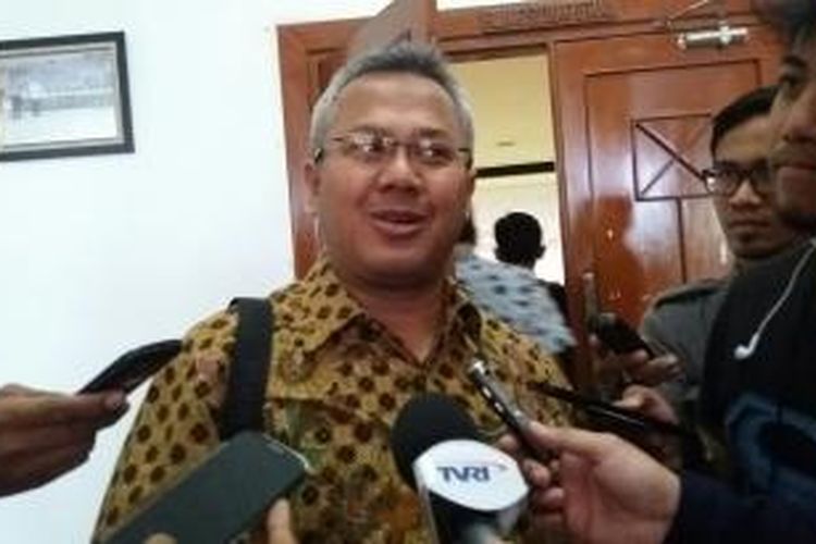 Komisioner Komisi Pemilihan Umum Arief Budiman saat ditemui di Kantor KPU Pusat, Jakarta, Rabu (30/9/2015)
