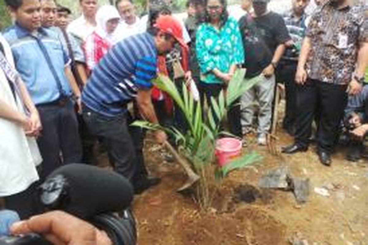 Wakil Gubernur DKI Jakarta Djarot Saiful Hidayat diperingatan hari Ciliwung 2015 di Condet, Jakarta Timur. Rabu (11/11/2015).