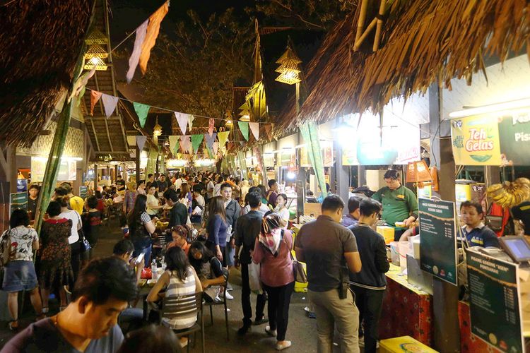 Festival Kuliner Serpong bertema Raos Pisan Euy diselenggarakan dari tanggal 10 Agutus-10 September 2017 di Summarecon Mal Serpong. 