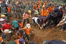 Kunjungi Lokasi Longsor, Fahri Hamzah 