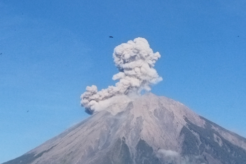 Daftar 68 Gunung Api Aktif di Indonesia dan Lokasinya