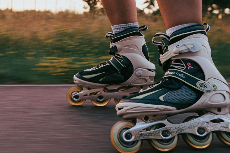Perbedaan Roller Skate dan Inline Skate&nbsp;