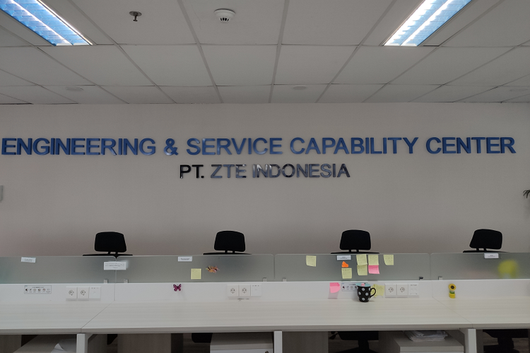 ZTE Engineering and Service Capability Training Center yang berlokasi di kantor ZTE Indonesia 