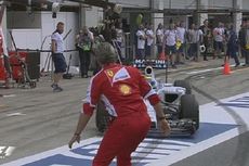 Felipe Massa Nyaris Menabrak Mantan Bos-nya