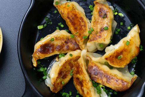 Resep Gyoza Ayam, Lengkap dari Kulit, Isi, sampai Saus Cocolan