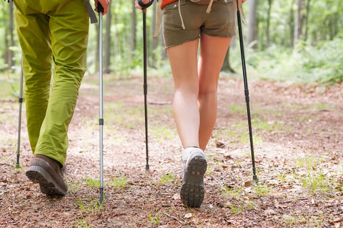 Kuku Kaki Bengkak Sepulang Naik Gunung? Ini Penjelasan Dokter