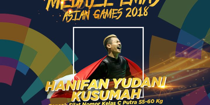 Pesilat putra Indonesia, Hanifan Yudani Kusuma meluapkan kegembiraan setelah berhasil meraih medali emas pada partai final nomor kelas C putra 55 kg sampai 60 kg Asian Games 2018 di Padepokan Pencak Silat, TMII, Jakarta, Rabu (29/8/2018).