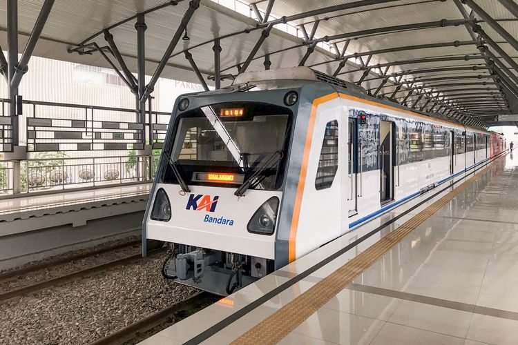 Ilustrasi kereta bandara di Kualanamu. Simak jadwal KA Bandara Kualanamu Oktober 2023.