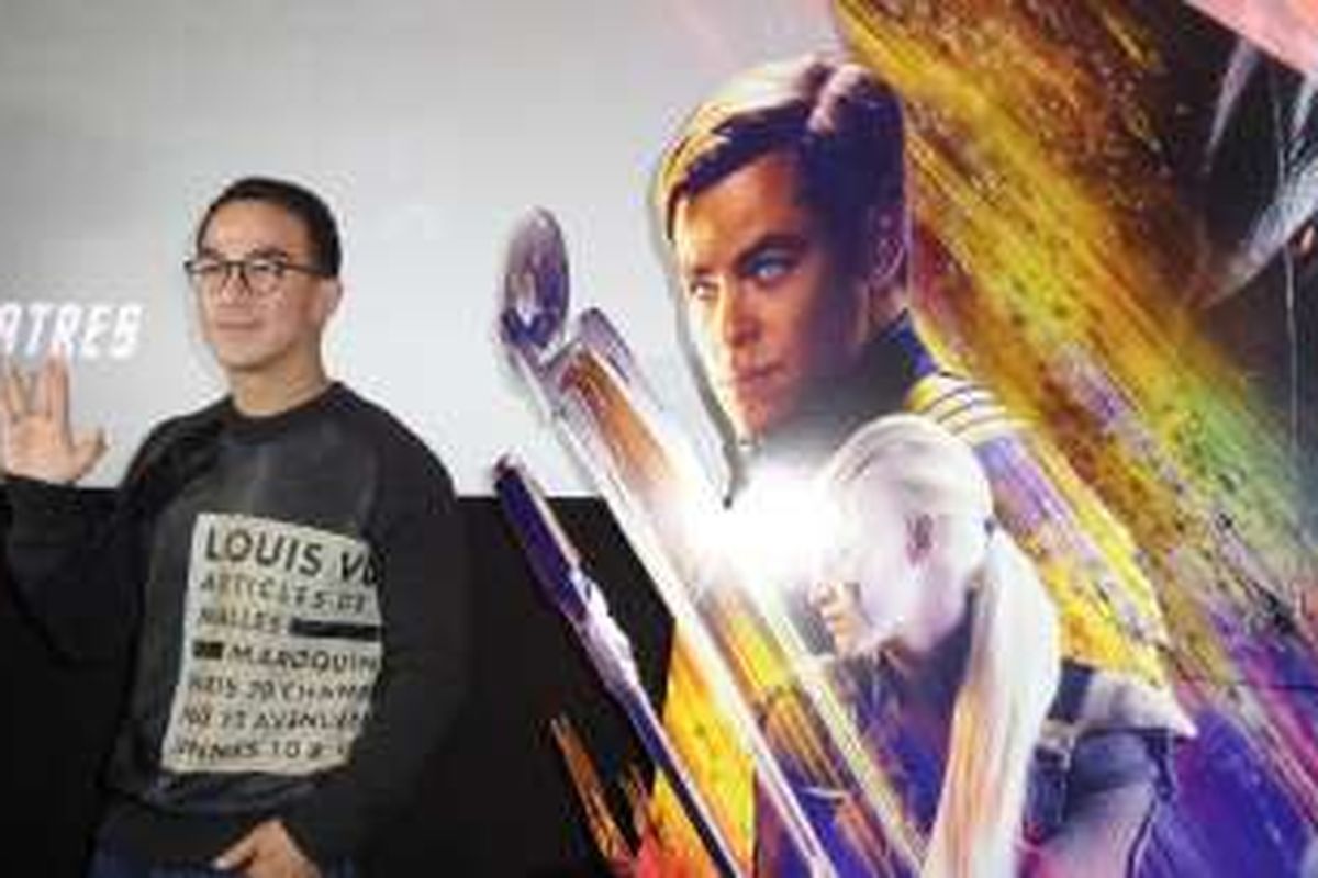 Artis peran Joe Taslim hadir dalam pemutaran film Star Trek Beyond yang ia bintangi di XXI Epicentrum, Kuningan, Jakarta Selatan, Senin (18/7/2016).