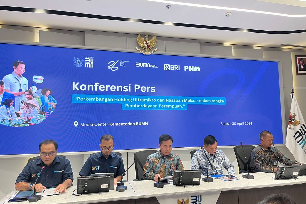 Konferensi pers Permodalan Nasional Madani (PNM) di Kementerian BUMN, Jakarta, Selasa (30/4/2024)