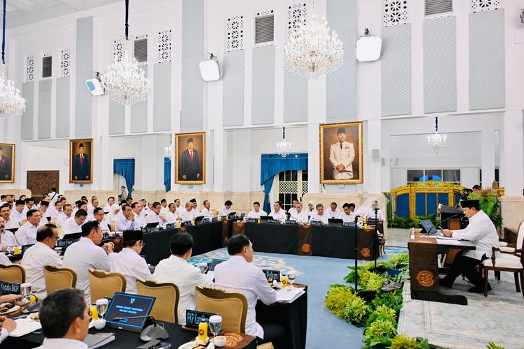 Penjelasan Istana soal Prabowo dan Gibran Tidak Duduk Sebelahan di Sidang Kabinet Paripurna