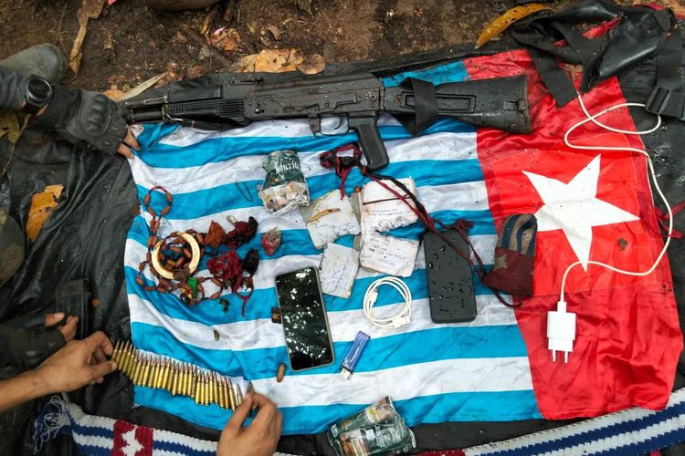 Kontak Tembak TNI di Hutan Maybrat, 3 Anggota OPM Dilaporkan Tewas