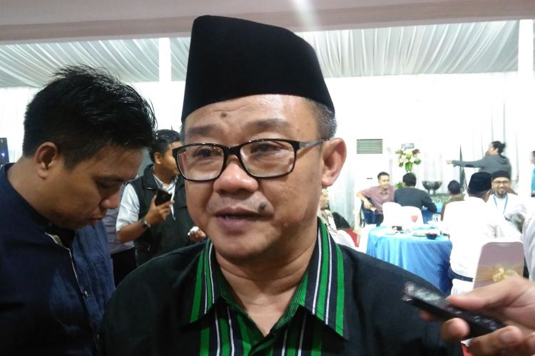 Sekretaris Jenderal Pengurus Pusat Muhammadiyah Abdul Muti ditemui di kediaman Menteri Pendidikan dan Kebudayaan (Mendikbud) Muhadjir Effendy, Jakarta, Selasa (20/6/2017).