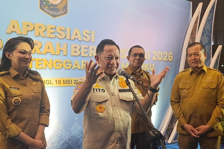 Kemendagri Beri Intensif Fiskal ke Daerah Berprestasi di Maluku dan Nusa Tenggara