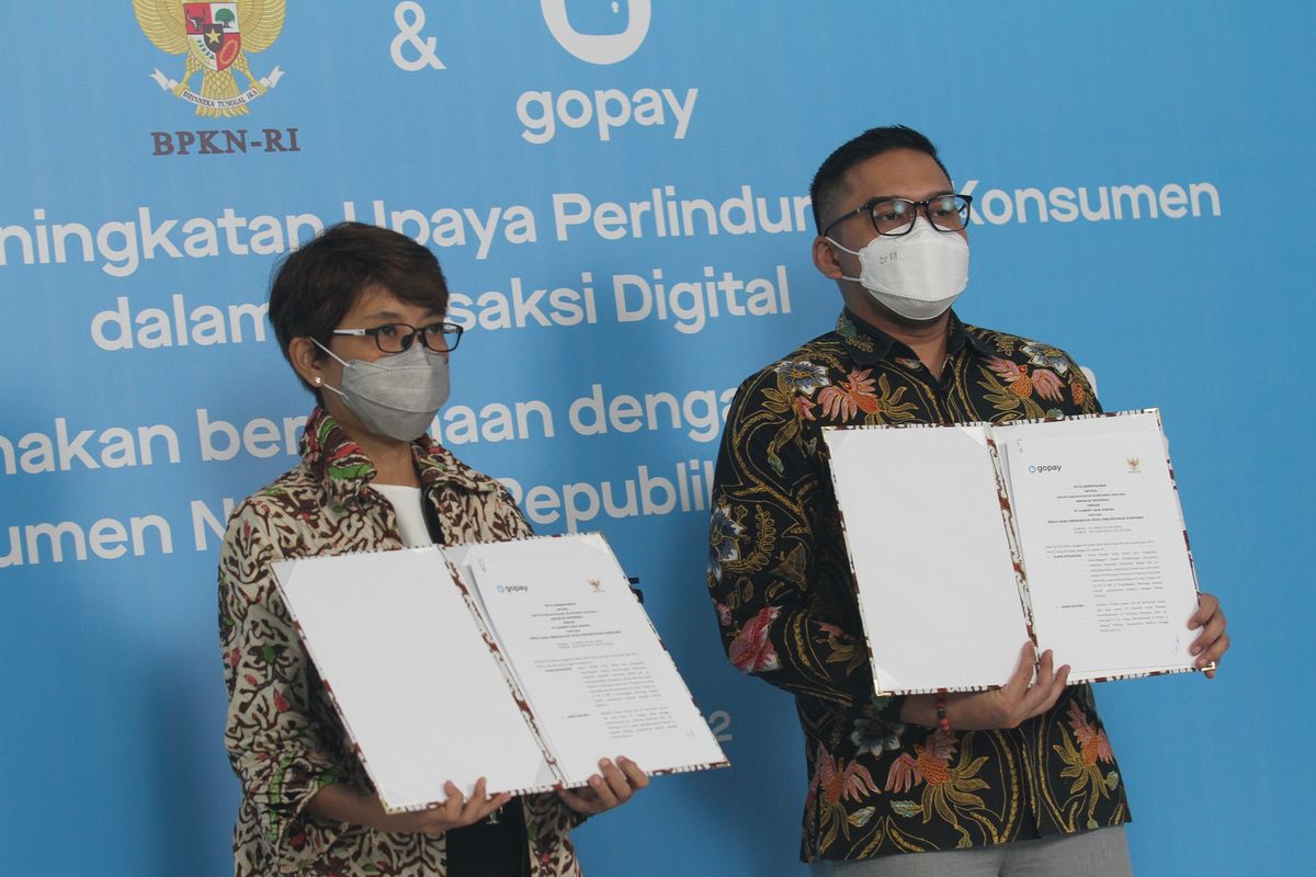 GoPay bersama BPKN menandatangani nota kesepahaman terkait perlindungan dan keamanan pengguna dalam bertransaksi digital.  