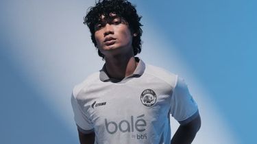 Jersey Keempat Arema FC, Jembatan Kepedulian bagi Keluarga Korban Tragedi Kanjuruhan
