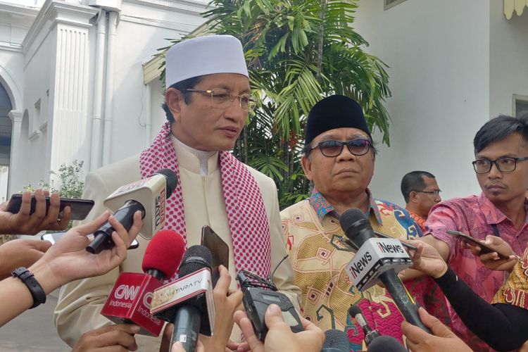 Imam Besar Masjid Istiqlal Nasaruddin Umar usai bertemu Jokowi di Istana, Rabu (16/5/2018).