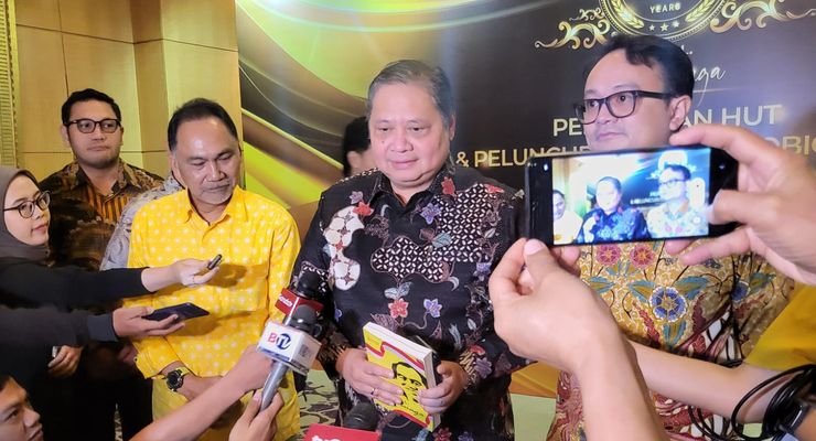 Soal Ridwan Kamil ke Pilkada Jabar atau Jakarta, Airlangga: Kader Golkar Tidak Ada Matinya